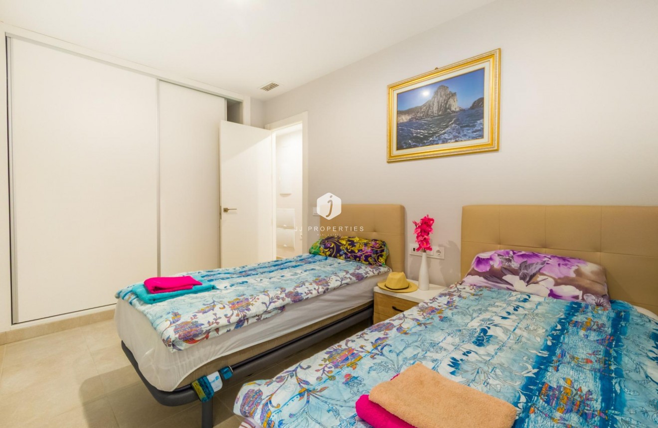 Segunda mano - Apartamento / piso -
Torrevieja - Estacion de autobuses