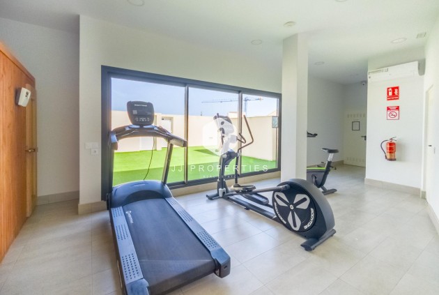 Segunda mano - Apartamento / piso -
Torrevieja - Estacion de autobuses