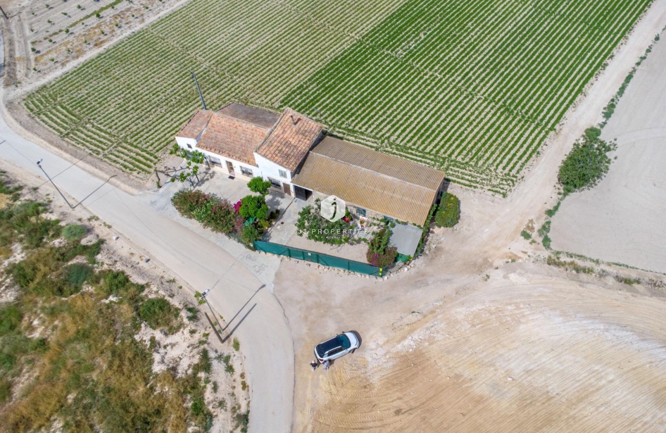 Resale - Country Property -
Orihuela - Desamparados