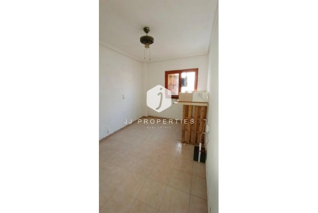 Segunda mano - Apartamento / piso -
Torrevieja - Centro