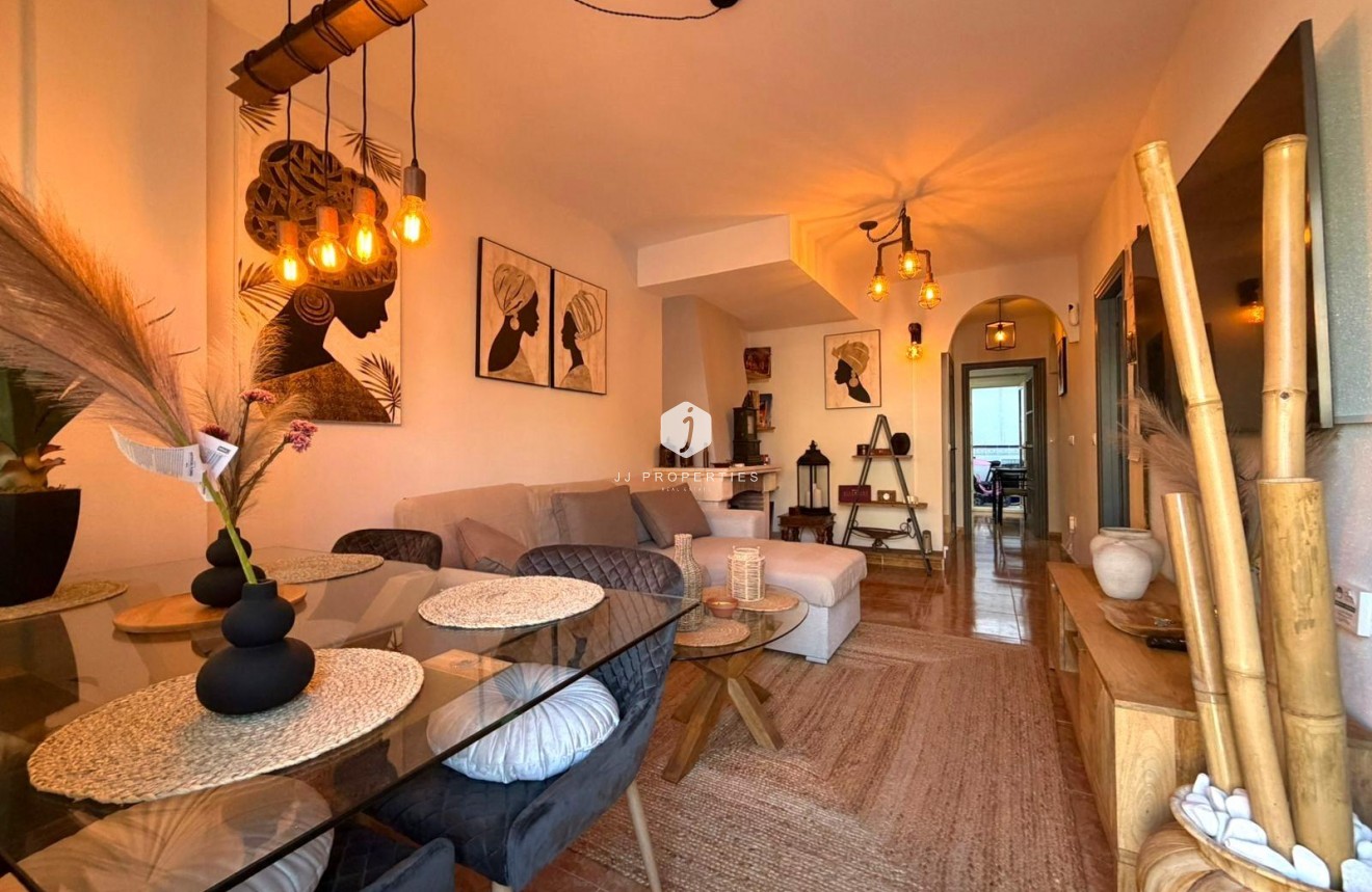 Resale - Chalet -
Orihuela Costa - Villamartín