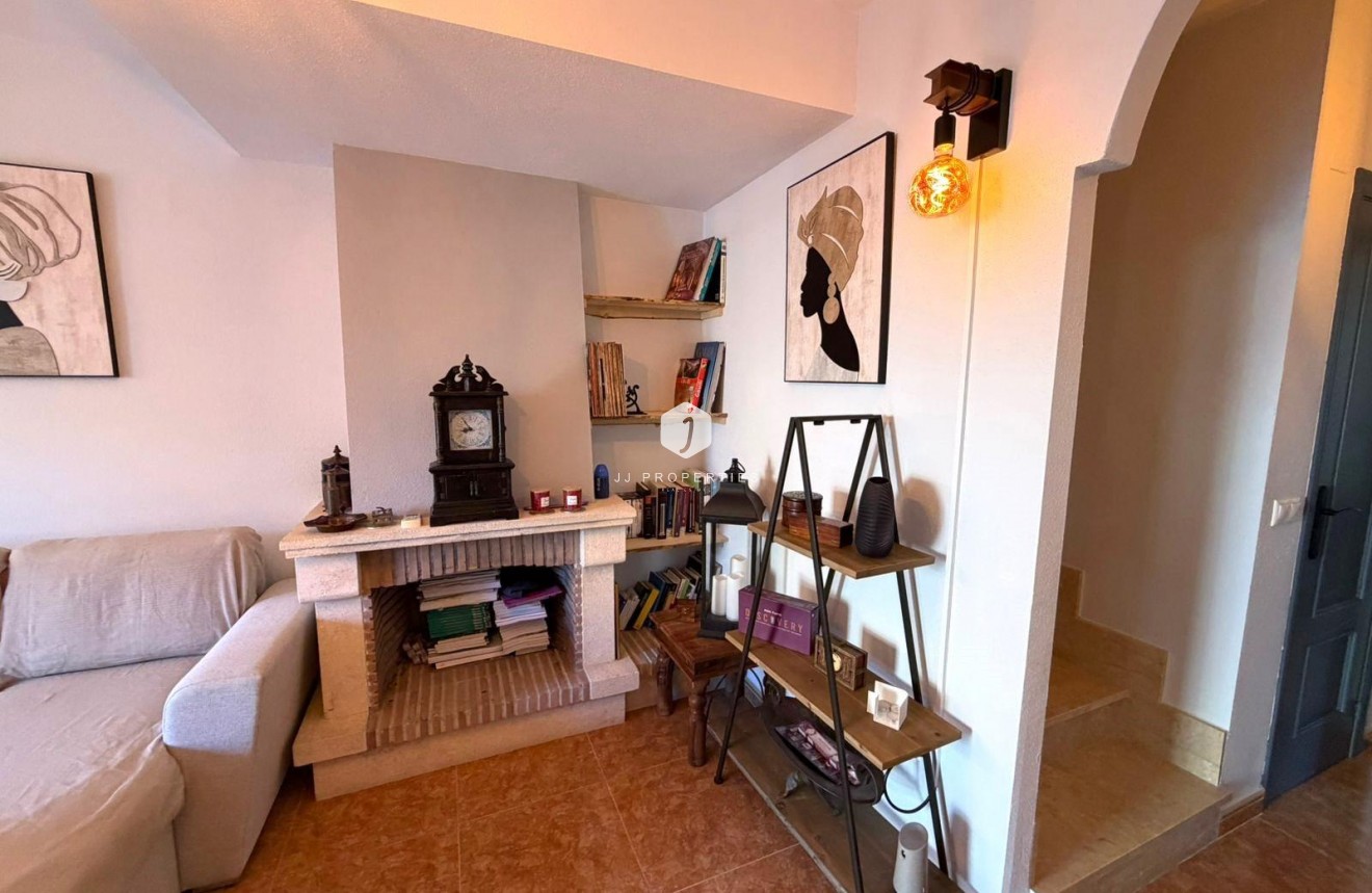 Resale - Chalet -
Orihuela Costa - Villamartín