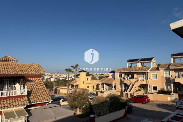 Resale - Chalet -
Orihuela Costa - Villamartín