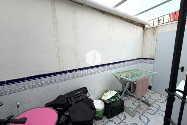 Resale - Chalet -
Orihuela Costa - Villamartín