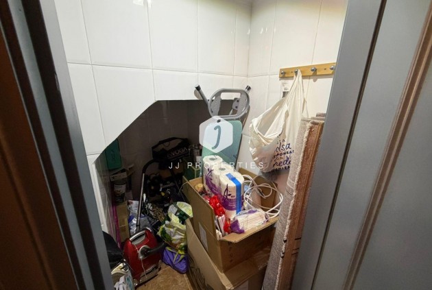 Resale - Chalet -
Orihuela Costa - Villamartín