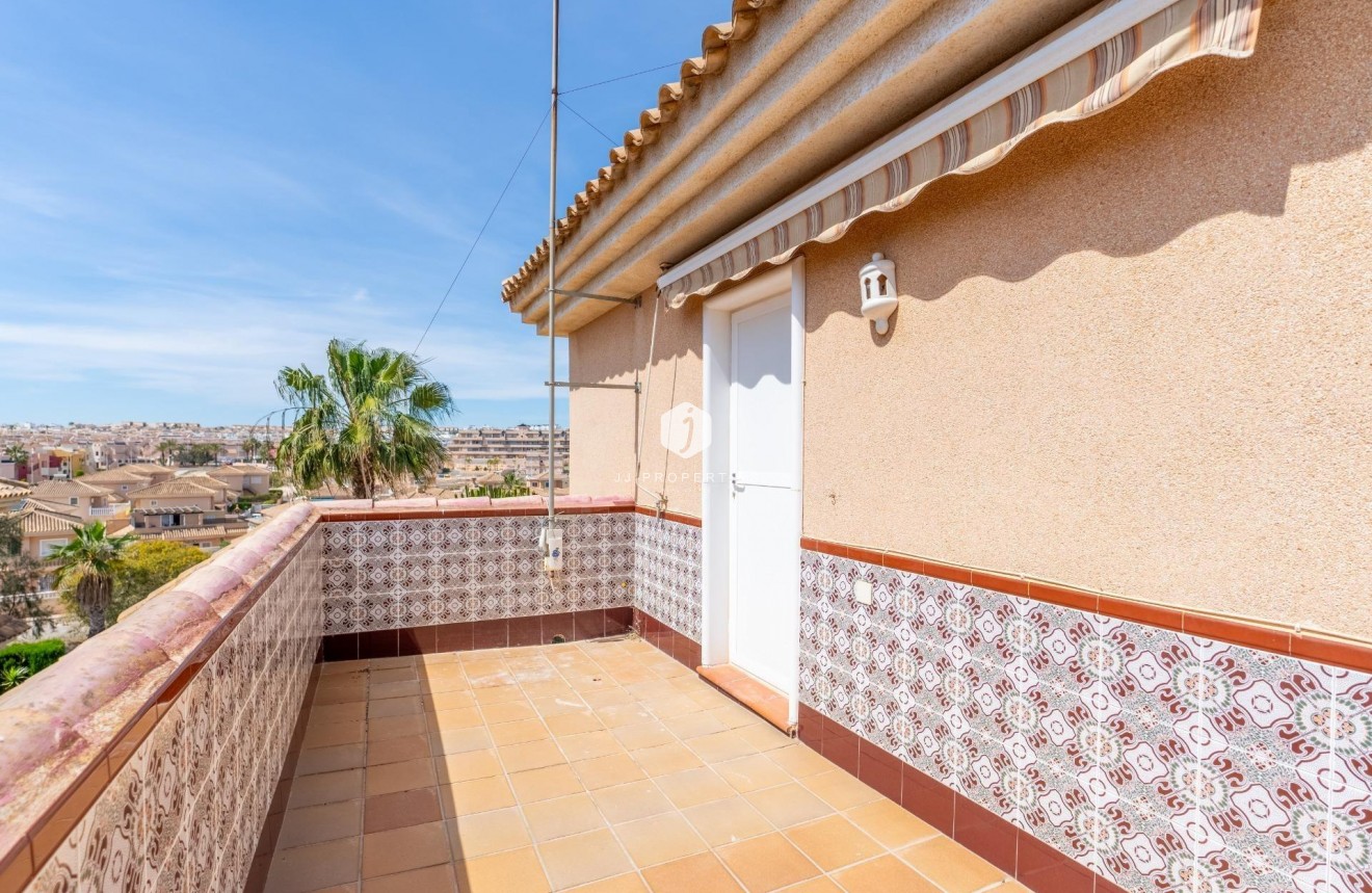 Resale - Villa -
Torrevieja - Los Balcones - Los Altos del Edén