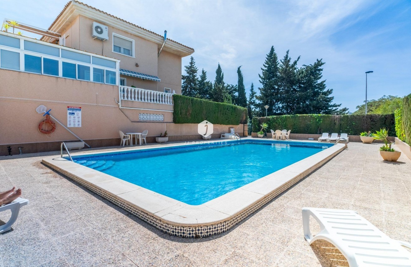 Resale - Villa -
Torrevieja - Los Balcones - Los Altos del Edén