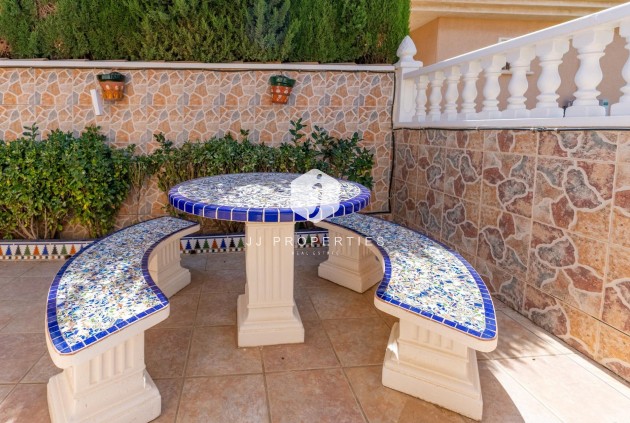 Resale - Villa -
Torrevieja - Los Balcones - Los Altos del Edén
