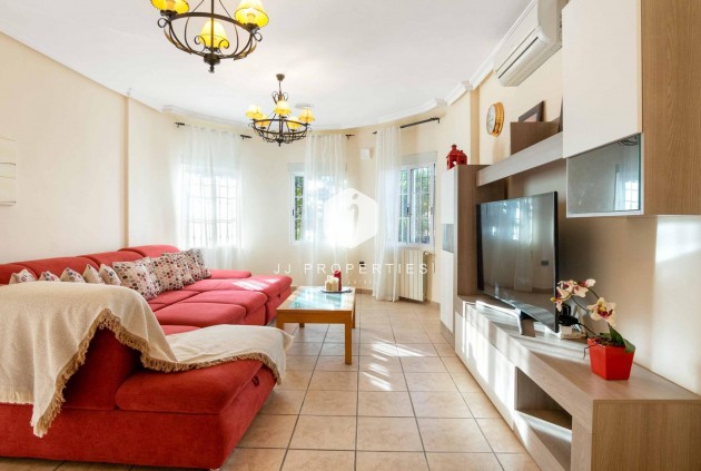 Resale - Chalet -
Orihuela Costa - Los Almendros-la Florida