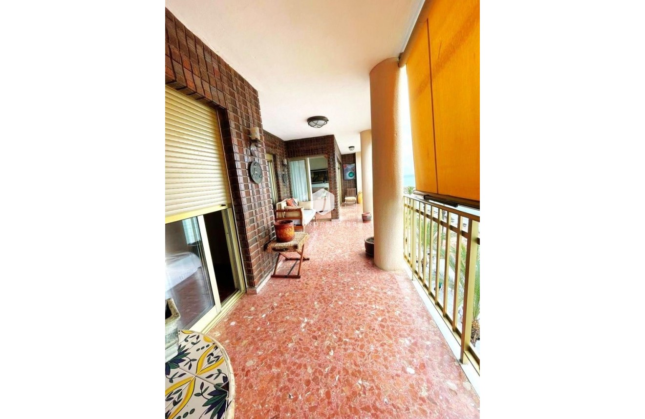 Resale - Apartment / flat -
Torrevieja - Estacion de autobuses