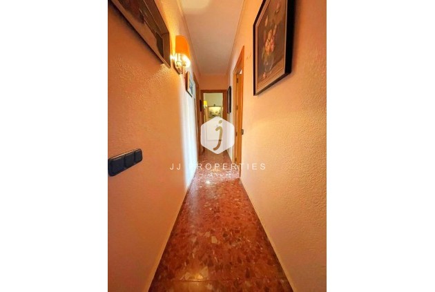 Resale - Apartment / flat -
Torrevieja - Estacion de autobuses