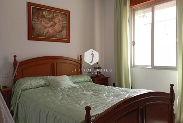 Z drugiej ręki - Szalet -
Daya Vieja - Costa Blanca