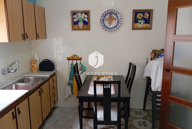 Z drugiej ręki - Szalet -
Daya Vieja - Costa Blanca