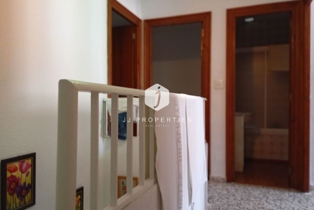 Z drugiej ręki - Szalet -
Daya Vieja - Costa Blanca