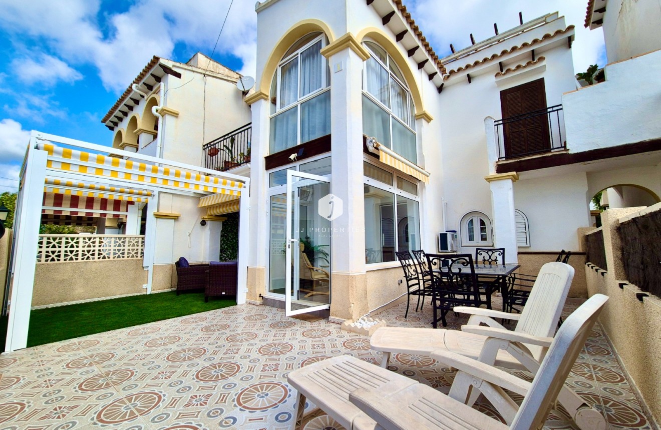 Segunda mano - Apartamento / piso -
San Miguel de Salinas - Inland