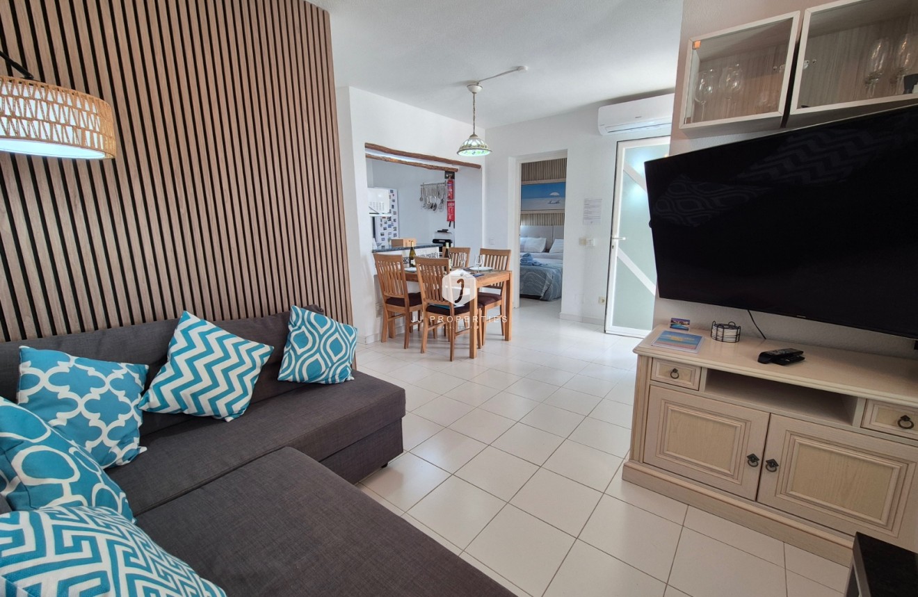 Segunda mano - Apartamento / piso -
San Miguel de Salinas - Inland