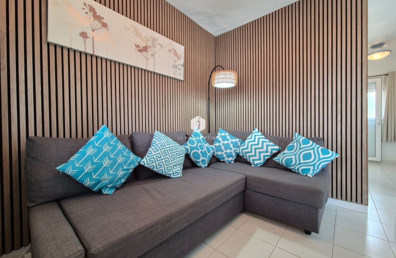 Segunda mano - Apartamento / piso -
San Miguel de Salinas - Inland