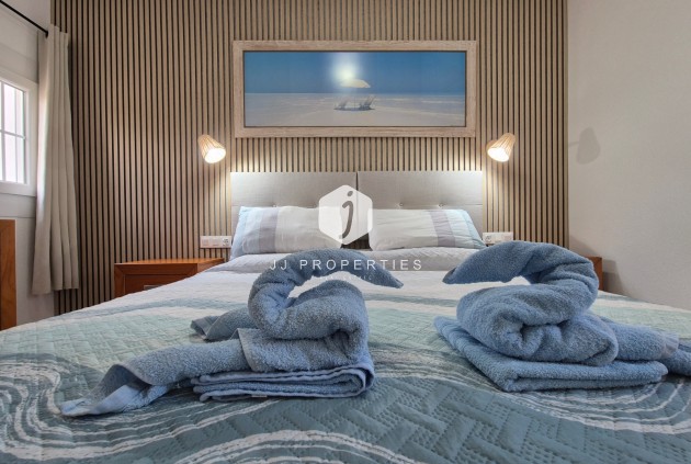 Segunda mano - Apartamento / piso -
San Miguel de Salinas - Inland