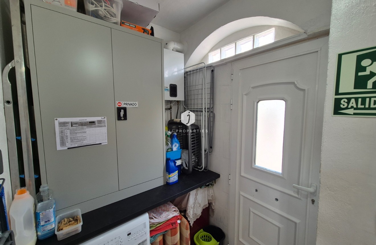 Segunda mano - Apartamento / piso -
San Miguel de Salinas - Inland