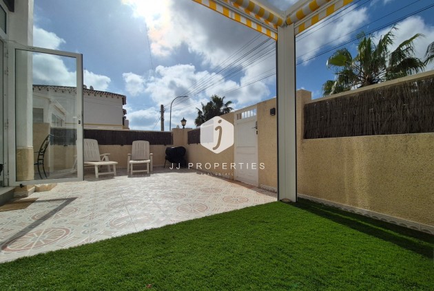Segunda mano - Apartamento / piso -
San Miguel de Salinas - Inland