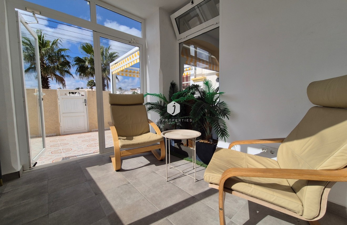 Segunda mano - Apartamento / piso -
San Miguel de Salinas - Inland