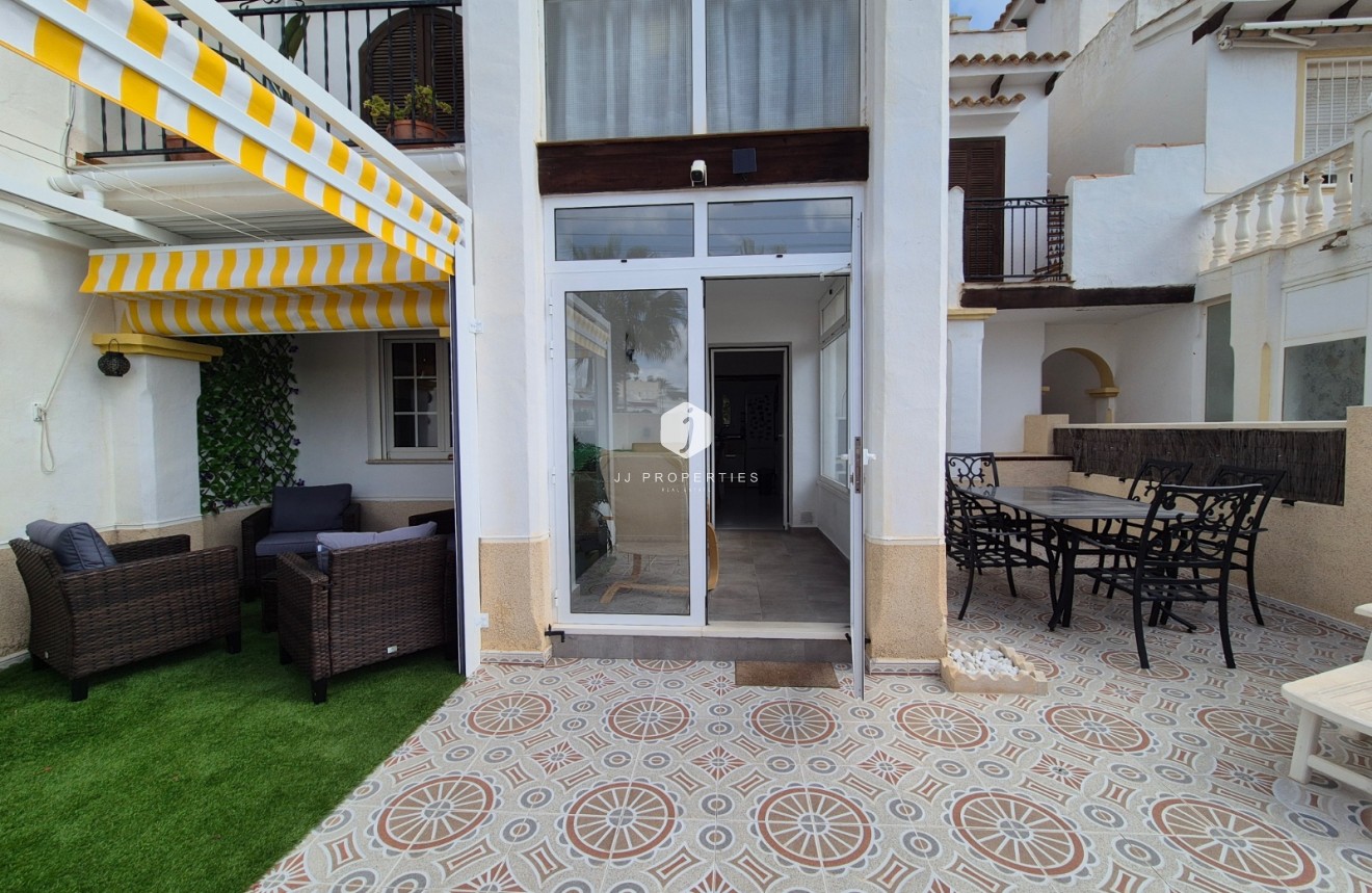 Segunda mano - Apartamento / piso -
San Miguel de Salinas - Inland