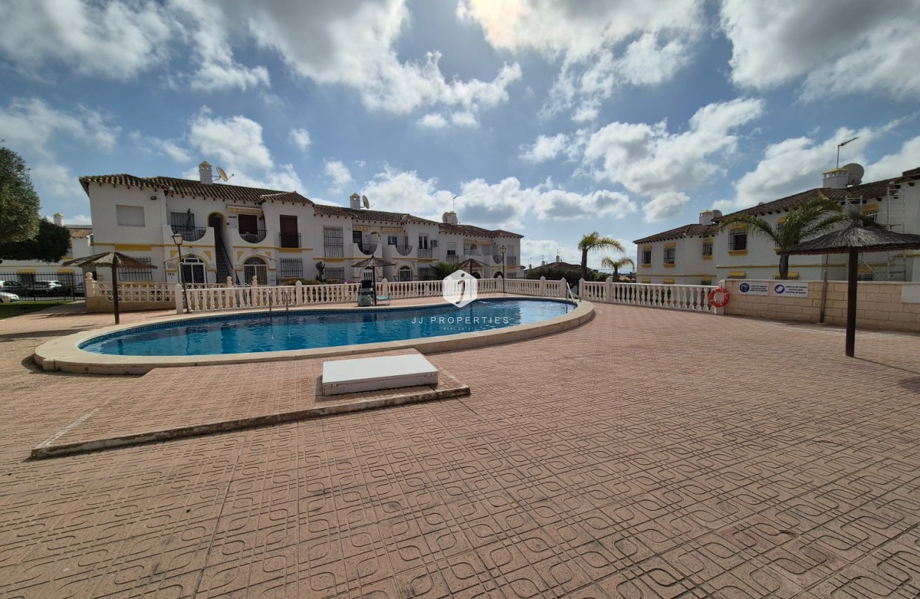 Segunda mano - Apartamento / piso -
San Miguel de Salinas - Inland