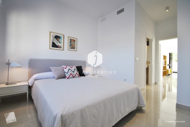 Resale - Villa -
Rojales - Inland