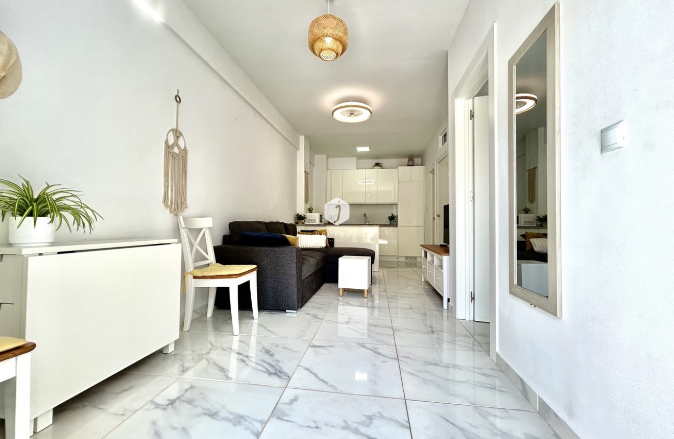 Resale - Apartment / flat -
La Zenia - Costa Blanca
