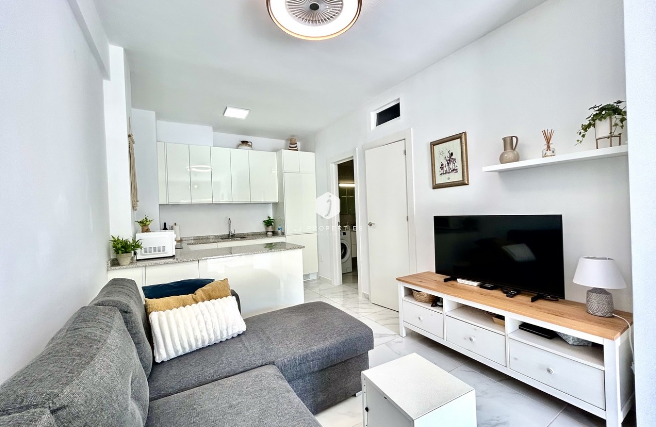 Resale - Apartment / flat -
La Zenia - Costa Blanca