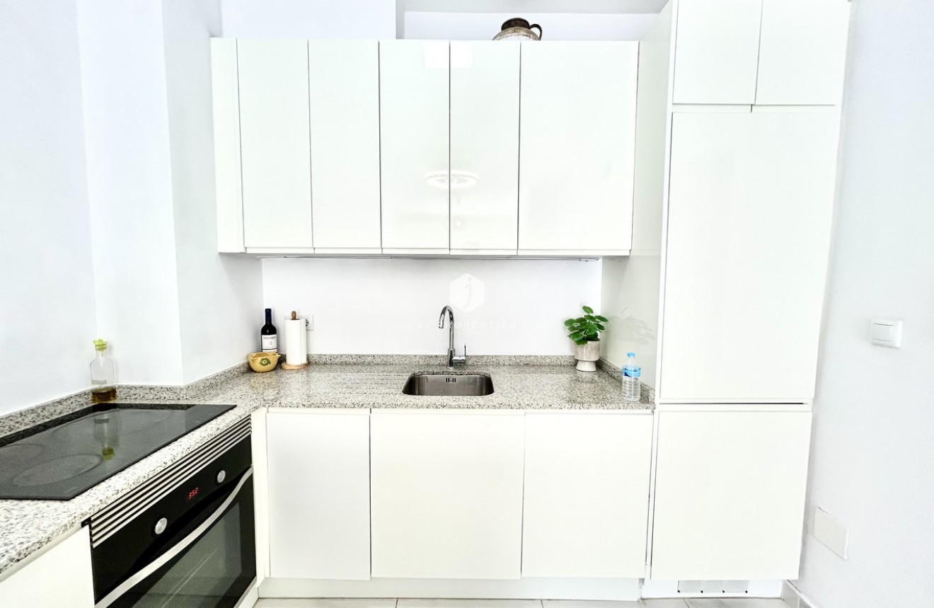 Resale - Apartment / flat -
La Zenia - Costa Blanca