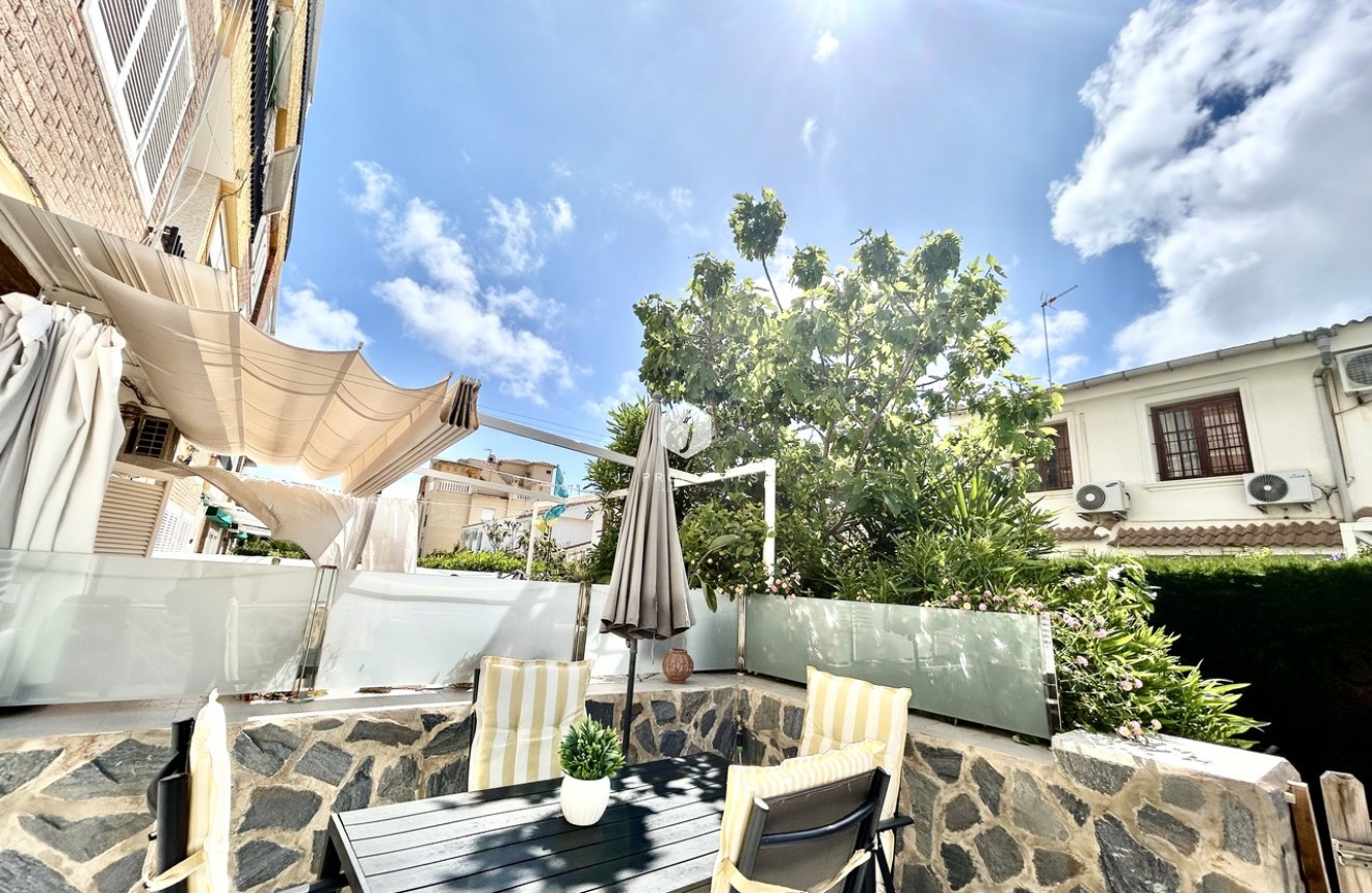 Resale - Apartment / flat -
La Zenia - Costa Blanca