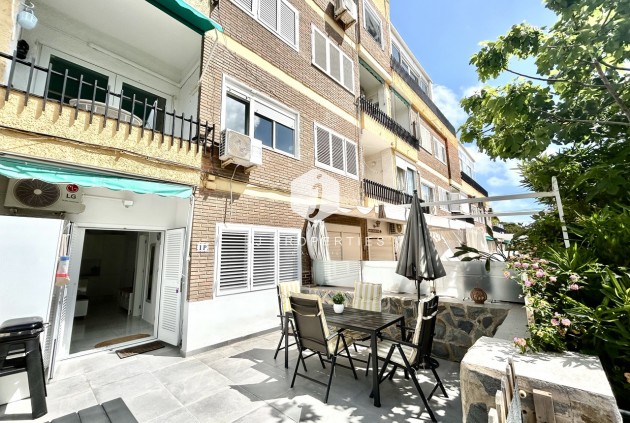 Resale - Apartment / flat -
La Zenia - Costa Blanca