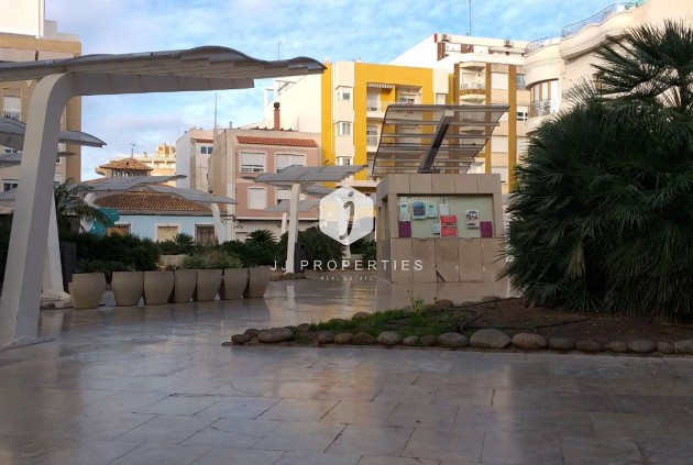 D'occasion - Appartement -
Torrevieja - Costa Blanca