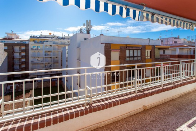 Resale - Penthouse -
Torrevieja - Playa del Cura