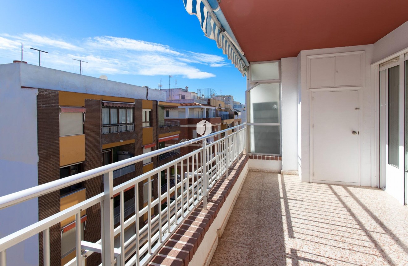 Resale - Penthouse -
Torrevieja - Playa del Cura