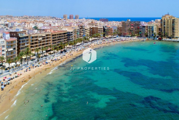 Resale - Penthouse -
Torrevieja - Playa del Cura