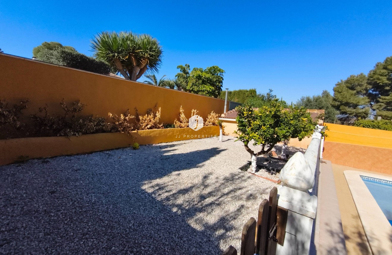 Resale - Villa -
Torrevieja - Los Balcones
