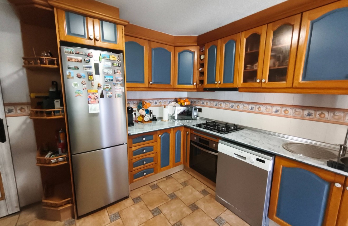 Resale - Villa -
Torrevieja - Los Balcones