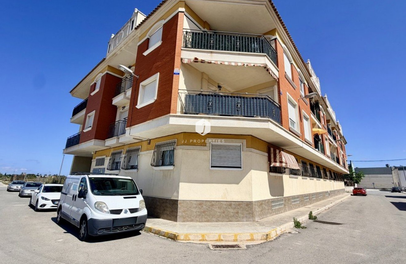 Resale - Apartment / flat -
Dolores - Costa Blanca