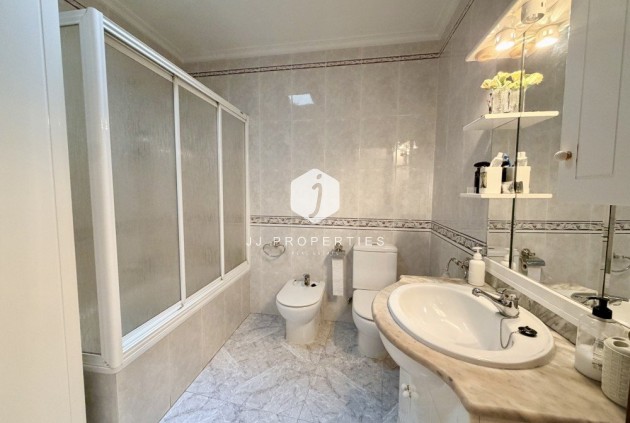 Resale - Apartment / flat -
Torrevieja - Costa Blanca