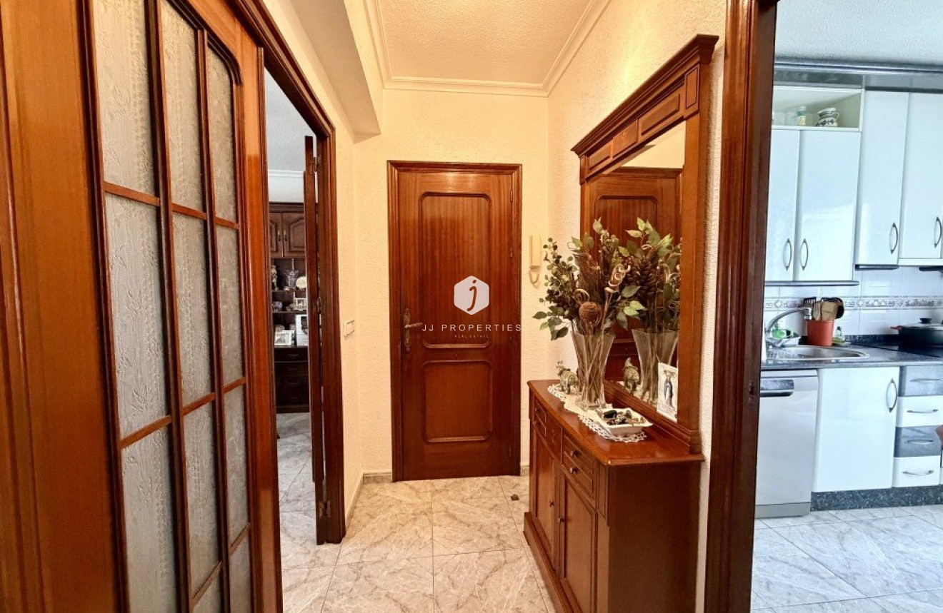 Resale - Apartment / flat -
Torrevieja - Costa Blanca