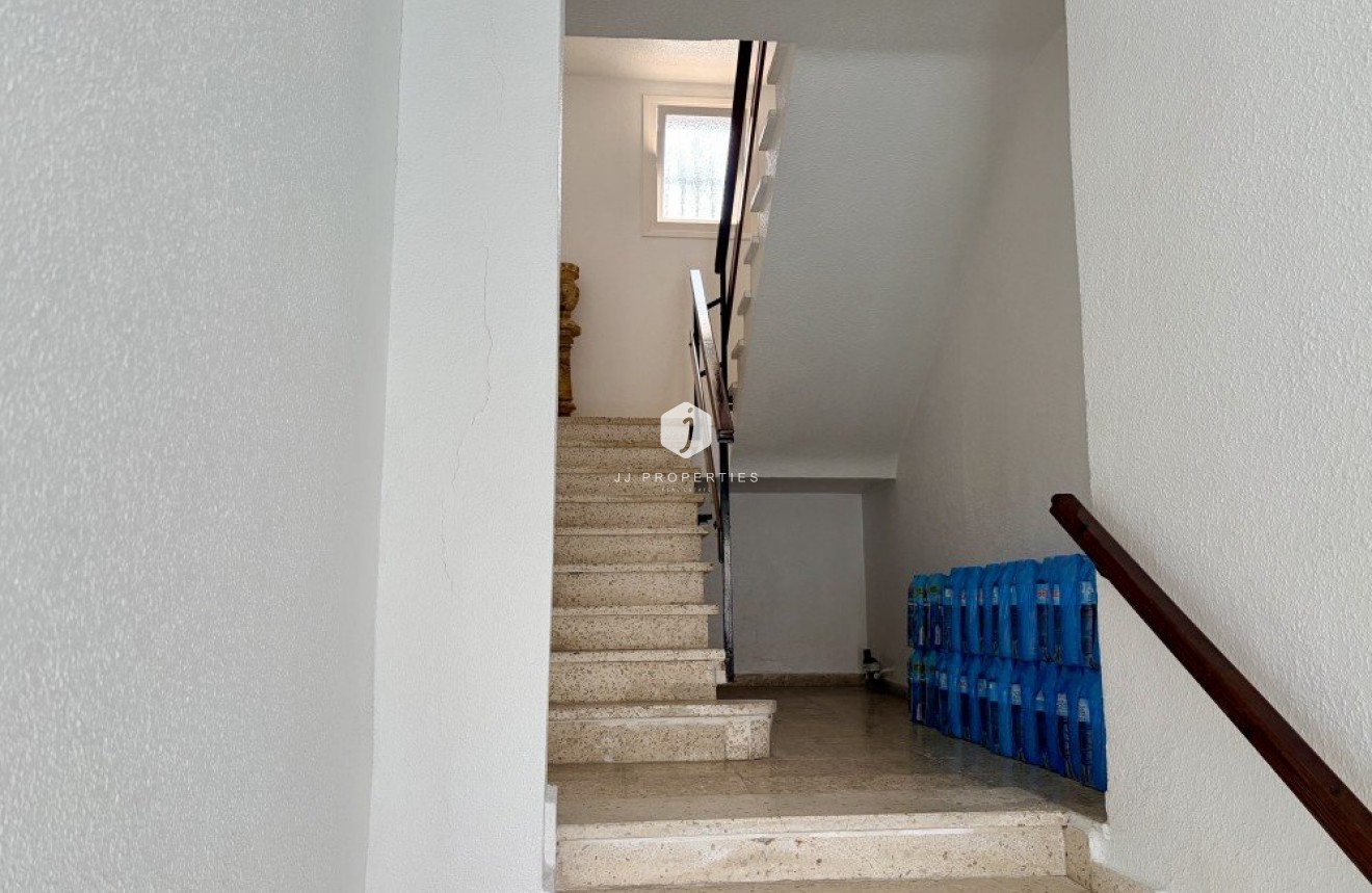 Resale - Apartment / flat -
Torrevieja - Costa Blanca