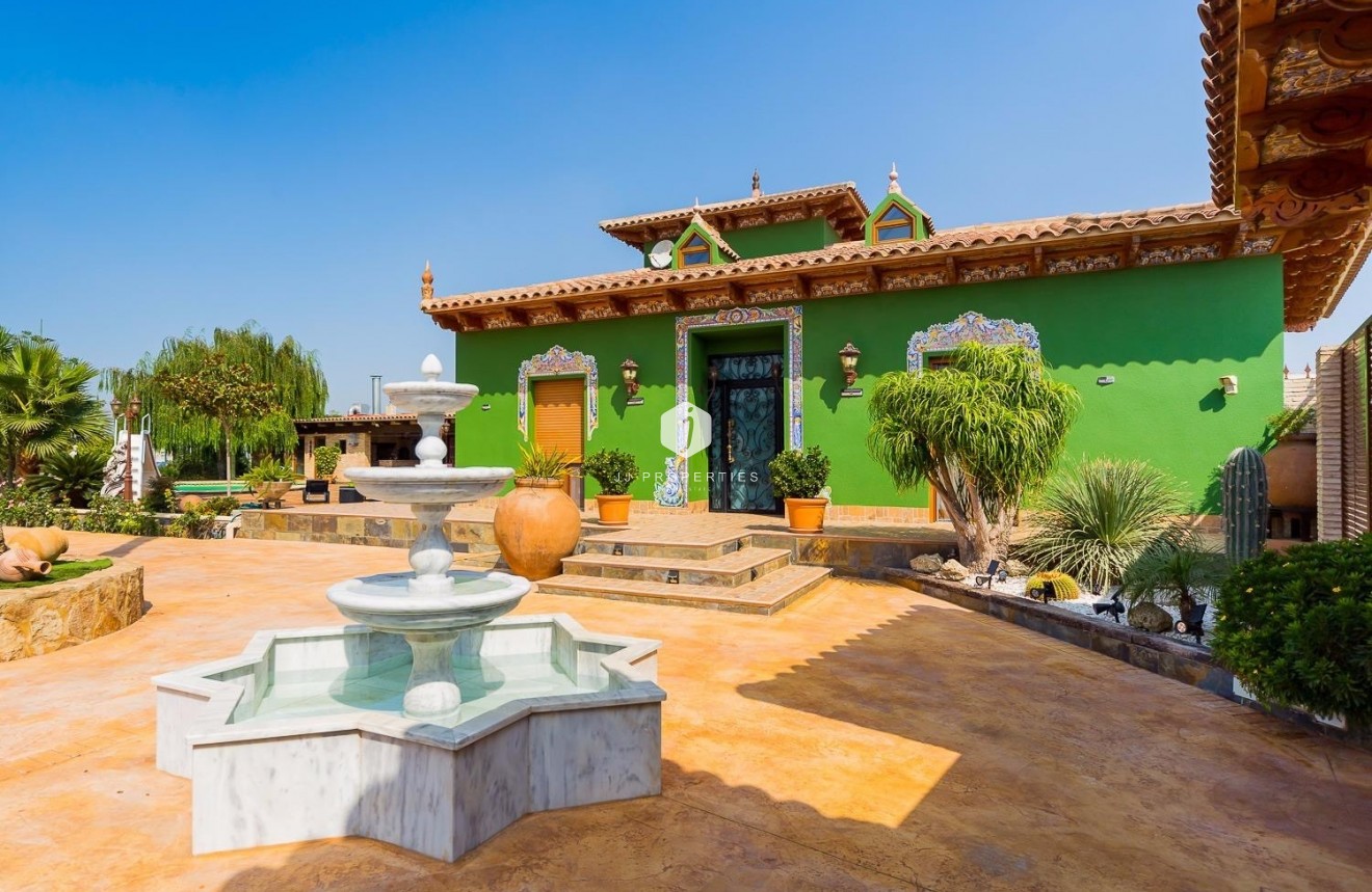 Resale - Country Property -
Almoradí - Inland