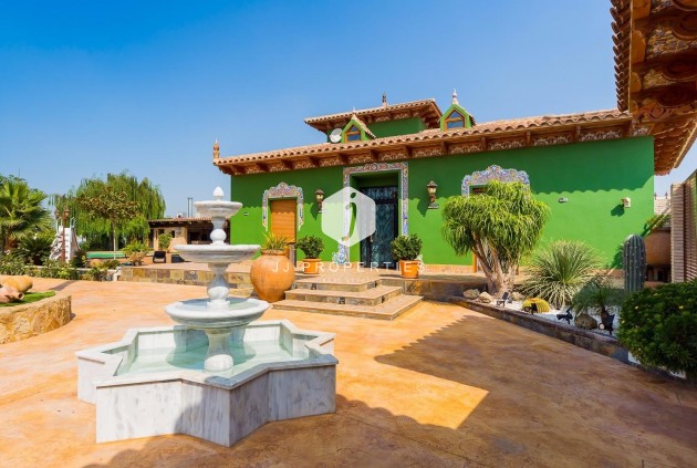 Resale - Country Property -
Almoradí - Inland