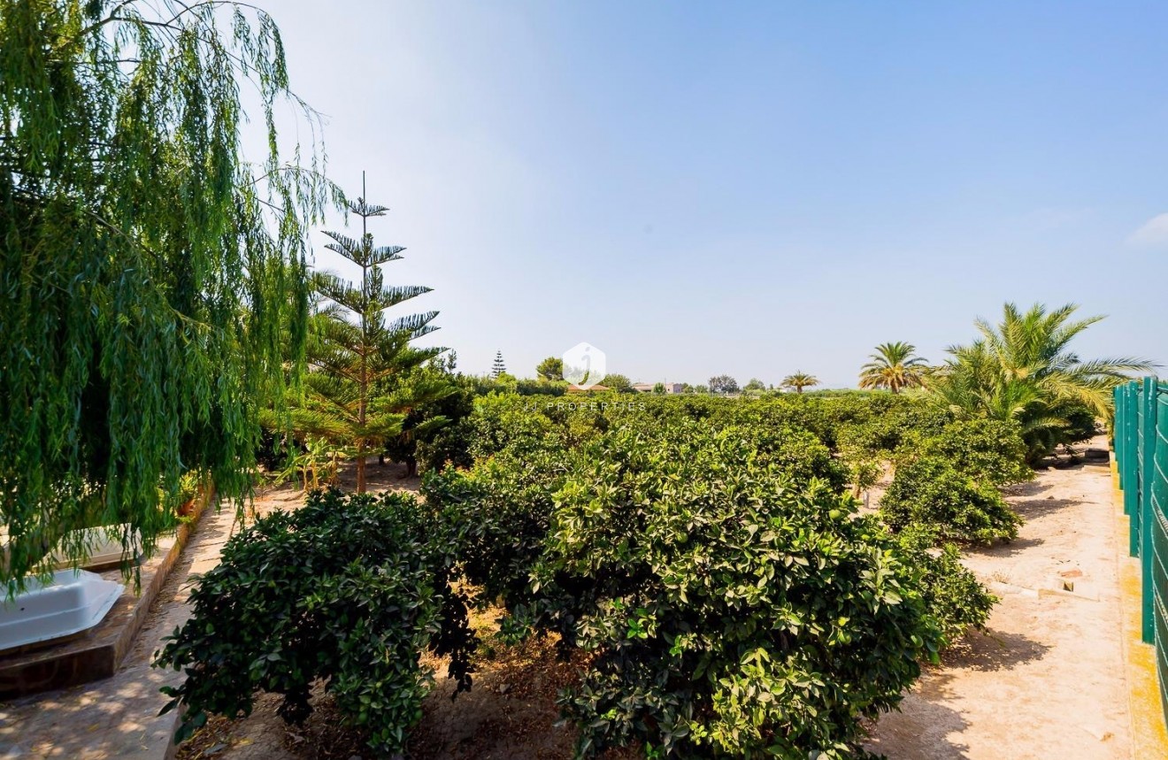 Resale - Country Property -
Almoradí - Inland