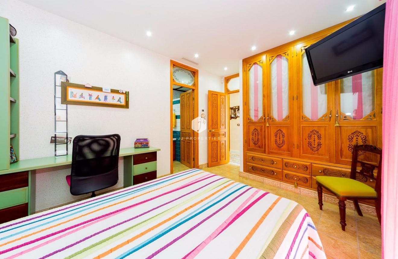 Resale - Country Property -
Almoradí - Inland