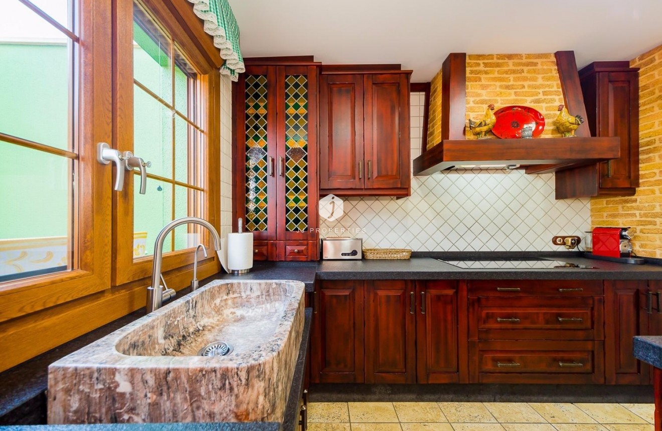 Resale - Country Property -
Almoradí - Inland