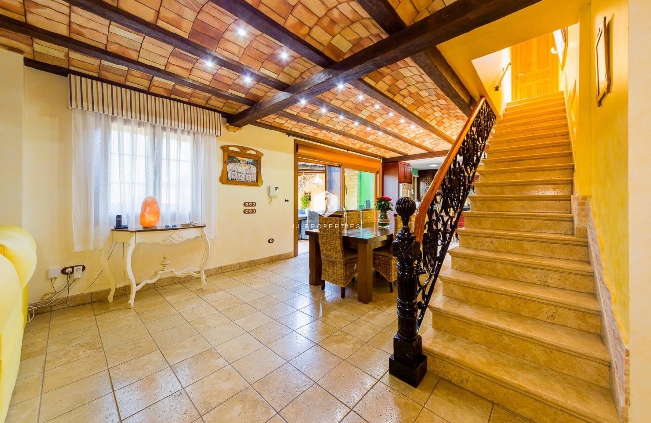 Resale - Country Property -
Almoradí - Inland