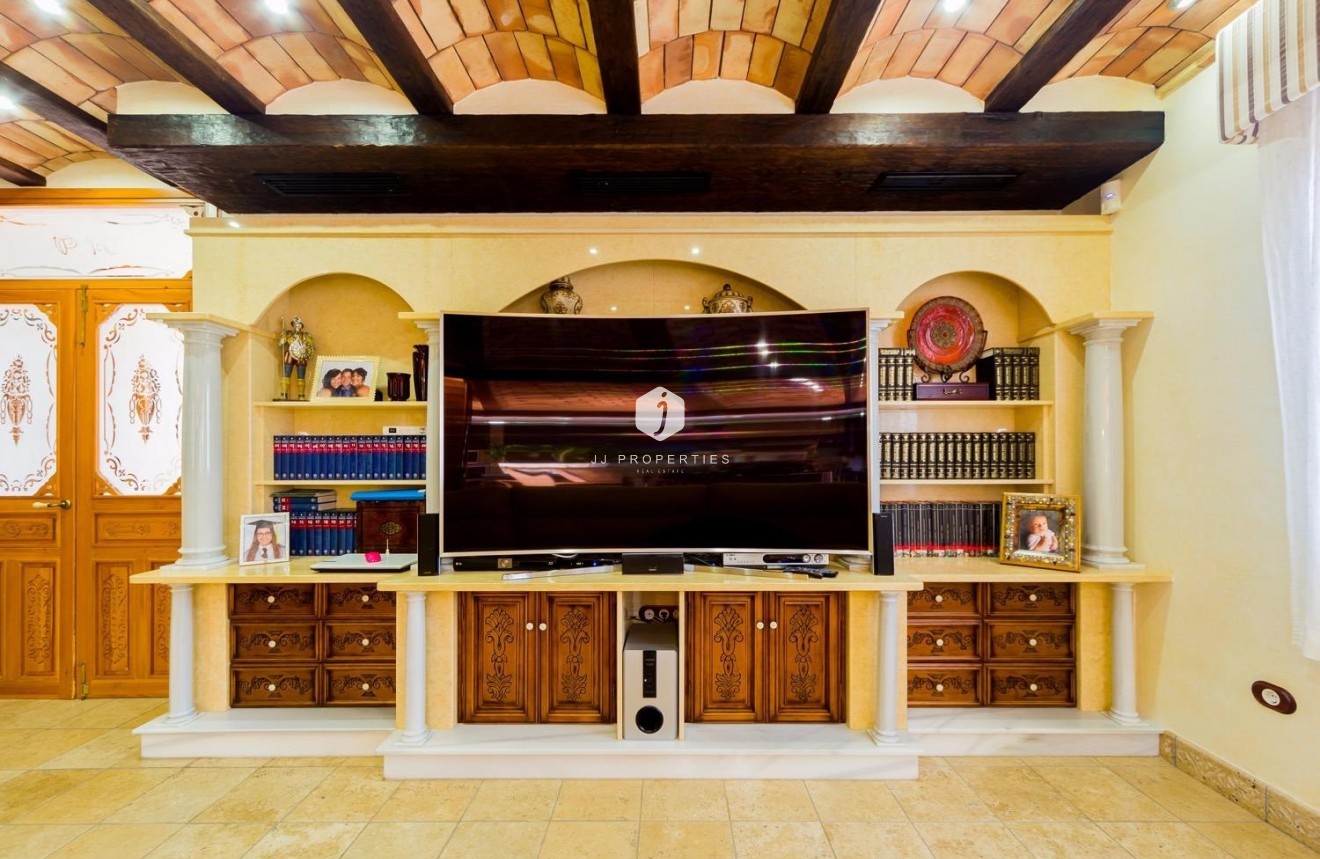 Resale - Country Property -
Almoradí - Inland